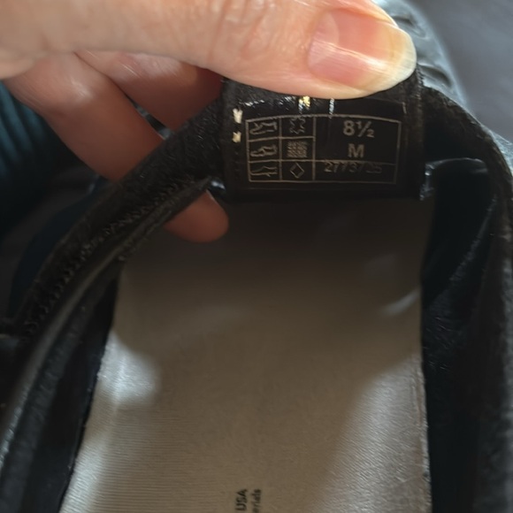 SAS Roamer Black TRIPAD Comfort Leather Loafer Size 8.5M Cut Outs Closed Toe - Picture 6 of 6